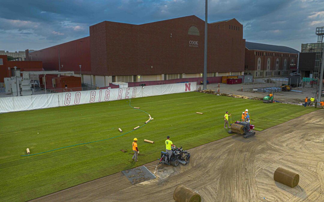 The Value of Working With a Contractor Who Specializes in Sports Construction